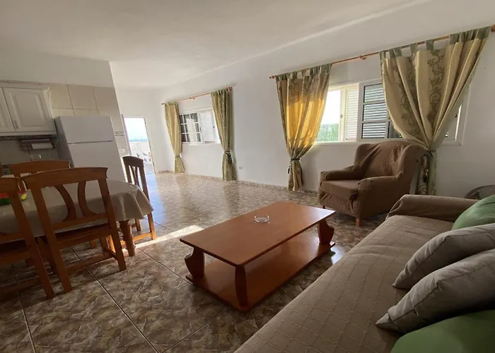 Casa Sara Holiday home